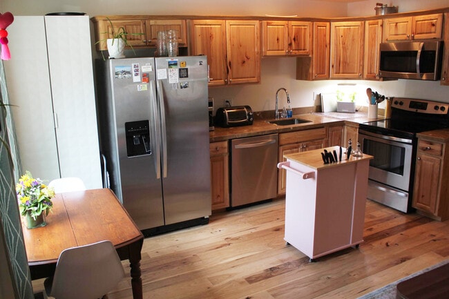 Photo - 61 Virginian Ln Unit Virginian Village 61-1