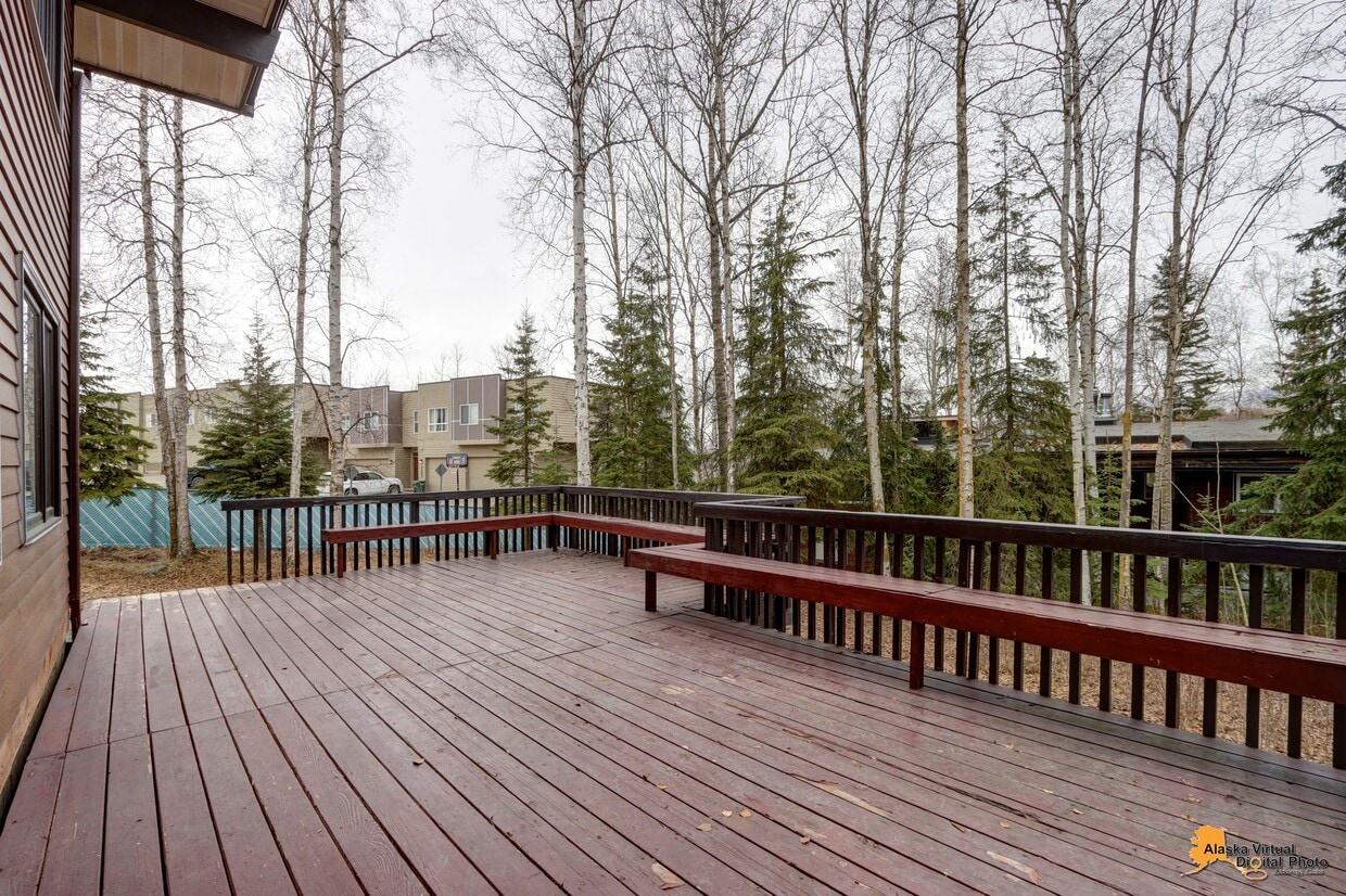 Photo - 5521 E 38th Ct (Anchorage, AK)