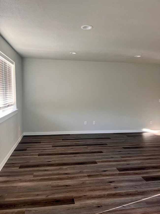 Photo - New Construction Medford/Central Point Area - Close to all Everything !