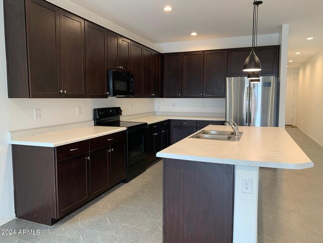 Photo - 345 E Caribbean Dr