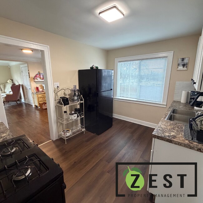 Photo - 5025 Somerset Ave Unit 5025 Somerset - Upper