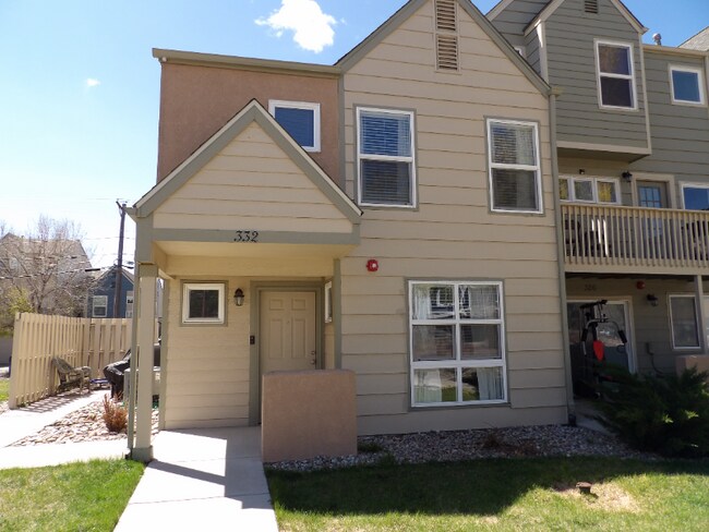 Photo - 332 E Ohio Ave