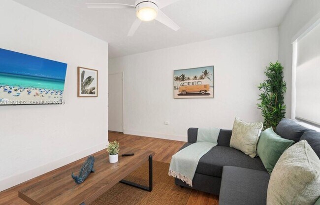 Photo - 7721 Harding Ave Unit 4