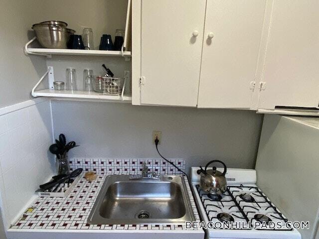 Photo - 72 Revere St Unit 4F