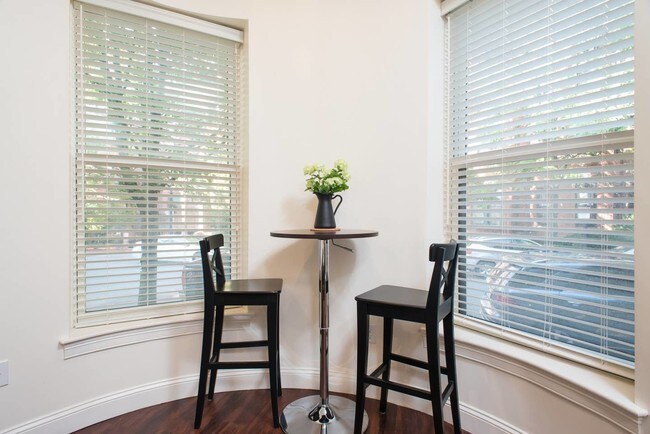 Photo - 19 Cumberland St Unit 8