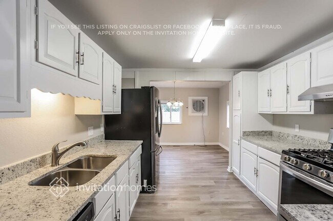 Photo - 250 Aspen Dr