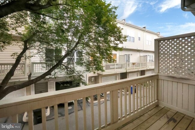 Photo - 2133 12th Pl NW