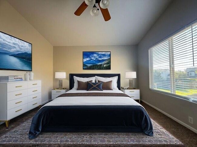 Building Photo - Stylish Comfort and Modern Living in the H...