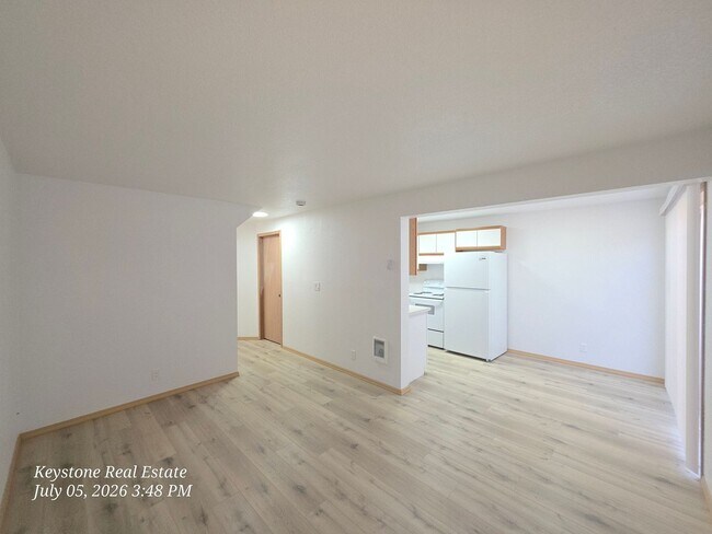 Photo - 01211 Unit 01213