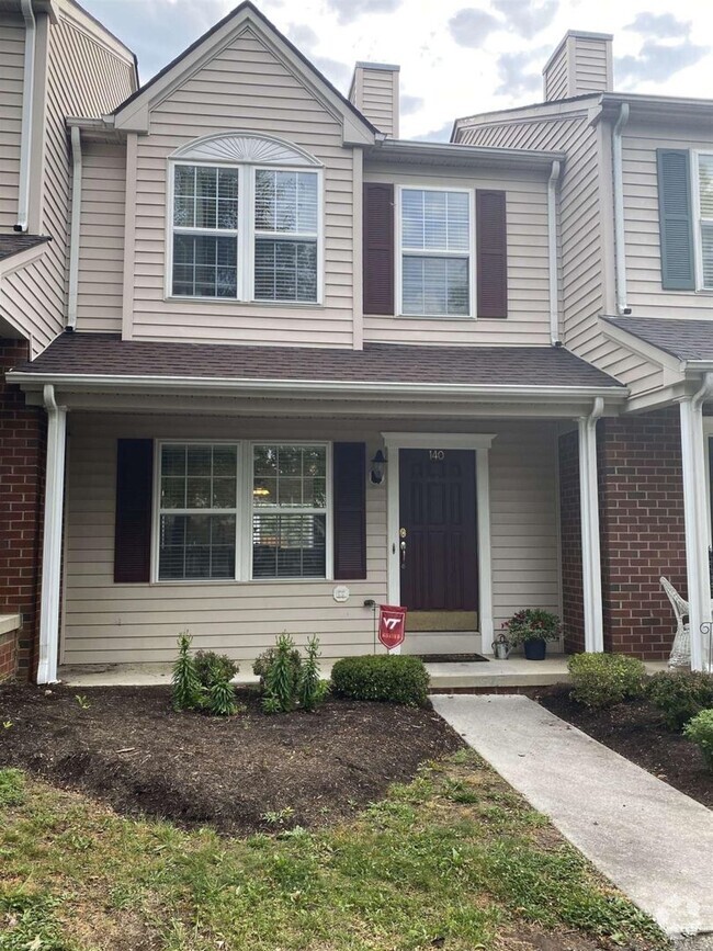Building Photo - Townhome in Oaktree for rent