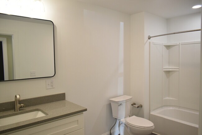 Photo - 1550 CT-12 Unit 5