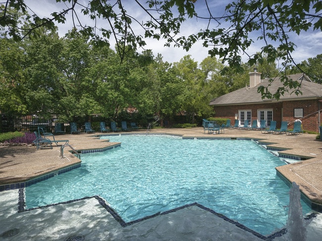 Photo - MONTICELLO APTS