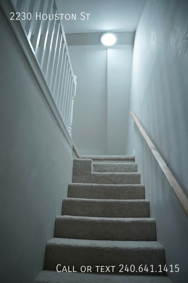 Photo - 2230 Houston St