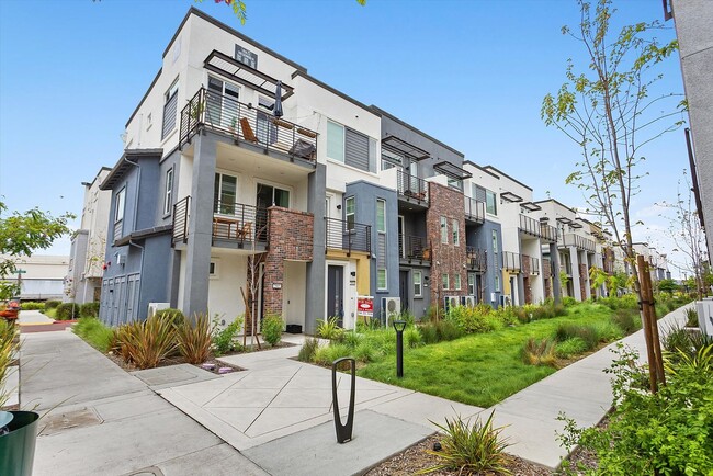 Photo - 2835 Cathwood Ln