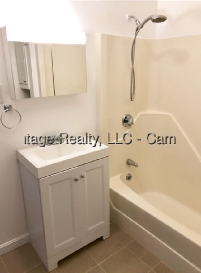 Photo - 73 5th St Unit 1