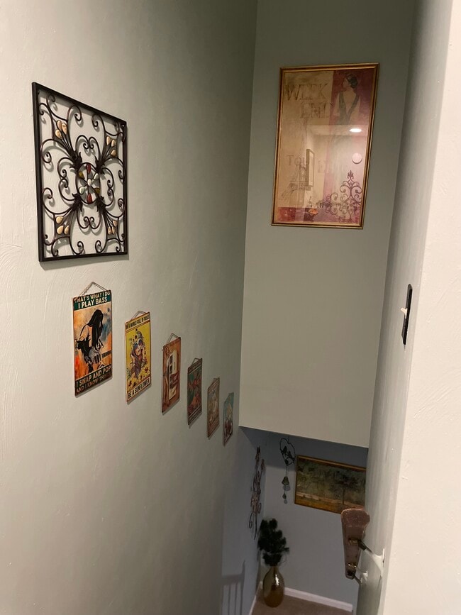 Photo - 4726 Hollis Rd