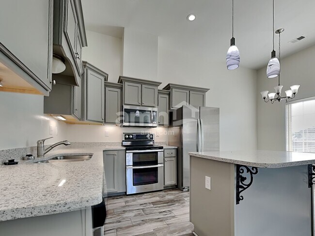 Photo - 2653 Molly Ln