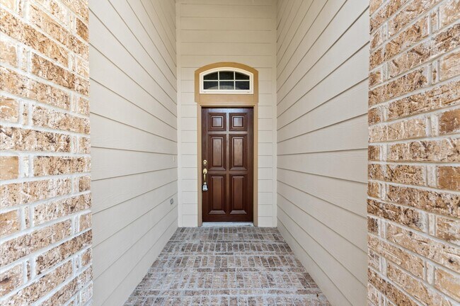 Photo - 7303 Enchanted Rock Ln