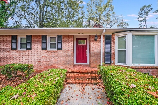 Photo - Discover the Perfect 3BR/2BA Charlotte Ret...