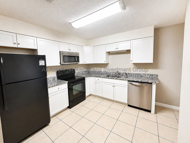 Photo - 939 Tanager Rd Unidad 8