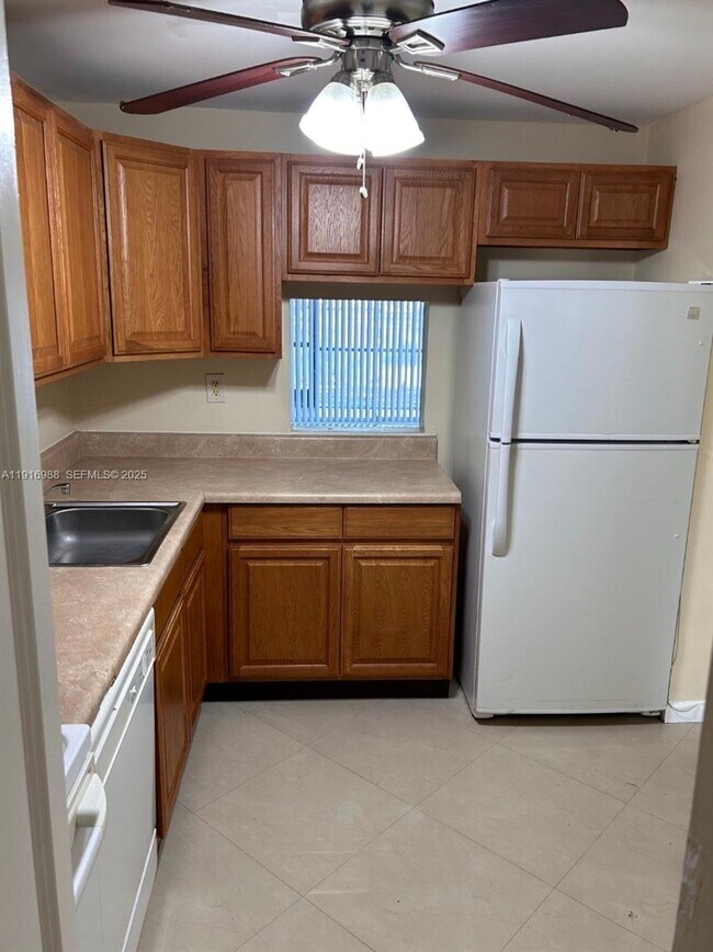 Photo - 7920 N Colony Cir Unidad 107