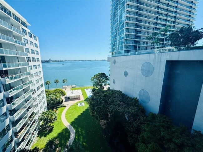 Photo - 3301 NE 5th Ave Unit 904