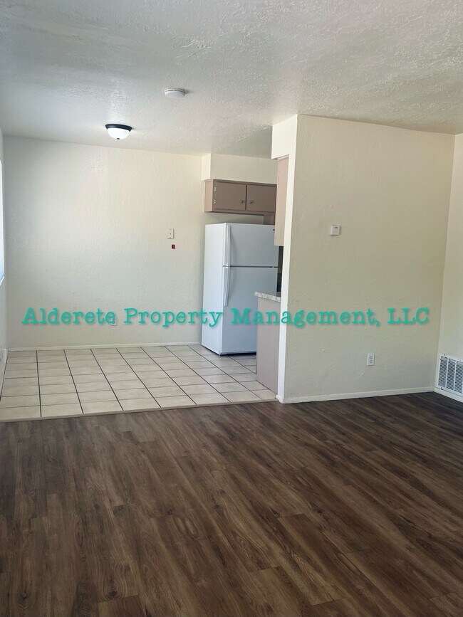 Photo - 401 Dorado Pl SE Unidad A