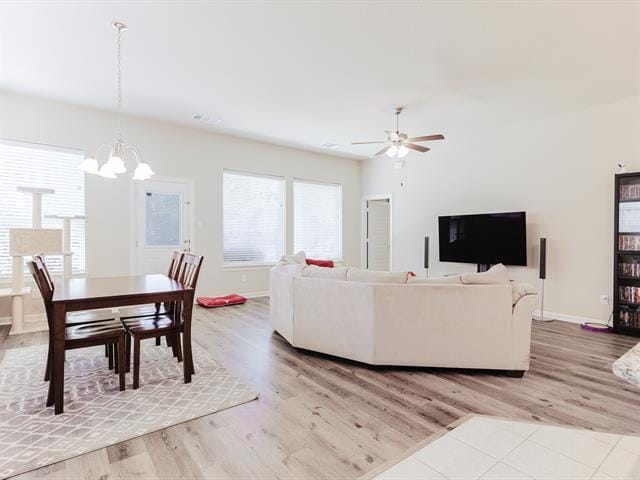 Photo - 1904 Highlander Ct