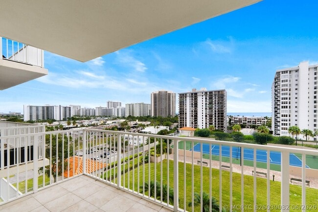 Photo - 3020 NE 32nd St Unit 905