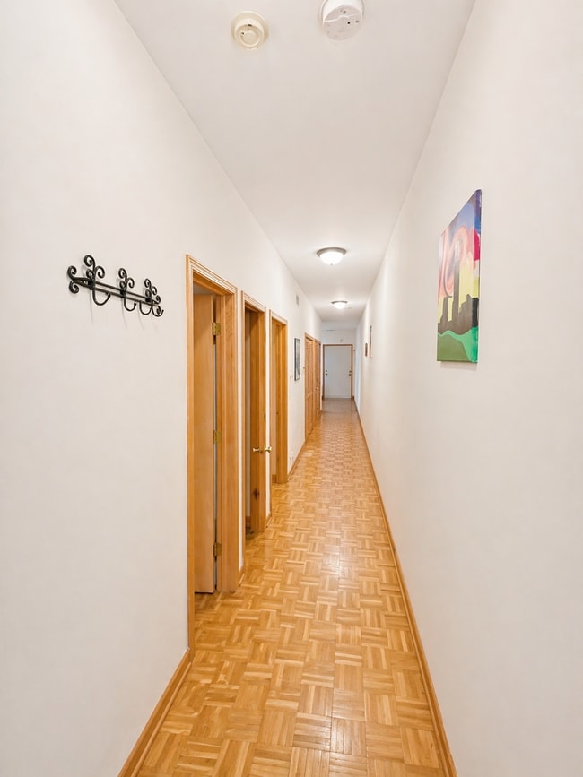 Photo - 4229 N Kenmore Ave