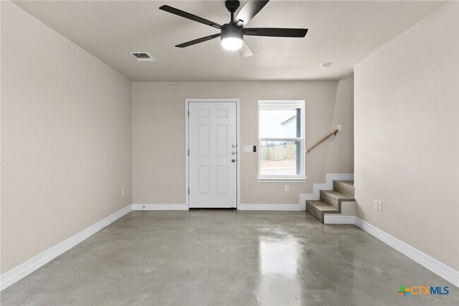 Photo - 803 White Meadow Ln