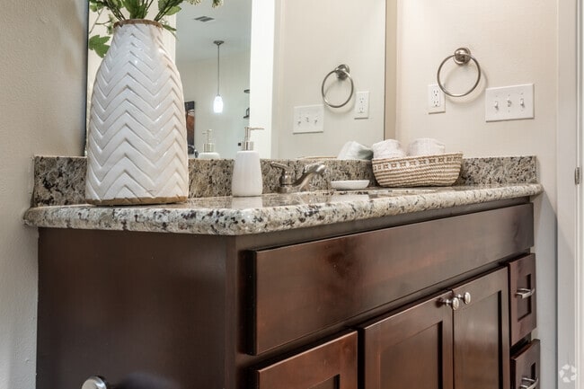 Baño - Regency Gardens