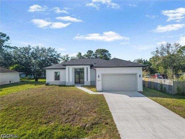6125 Hershey Ave