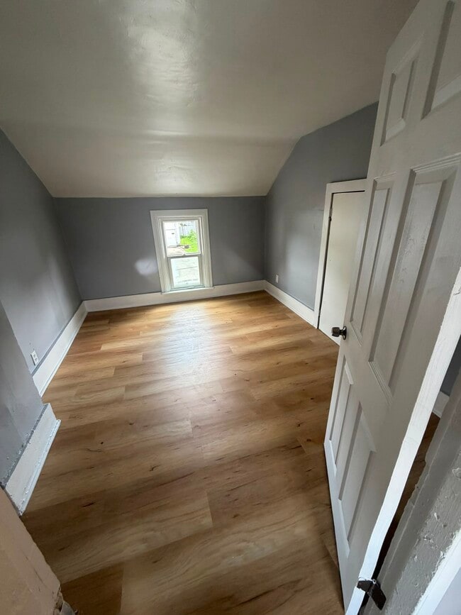Photo - 218 Manning St