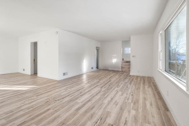 Photo - 1122 Franklin St