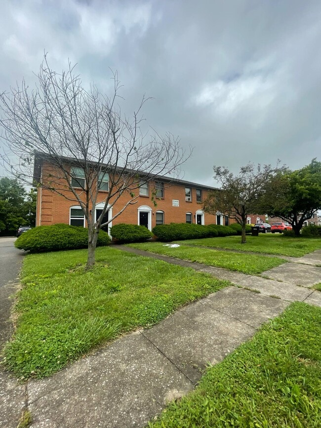 Photo - 490 Garden City Dr Townhome