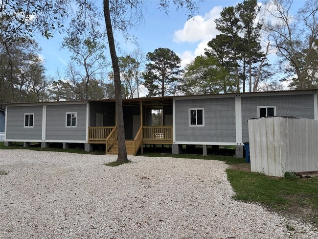 Photo - 15435 Esther Dr