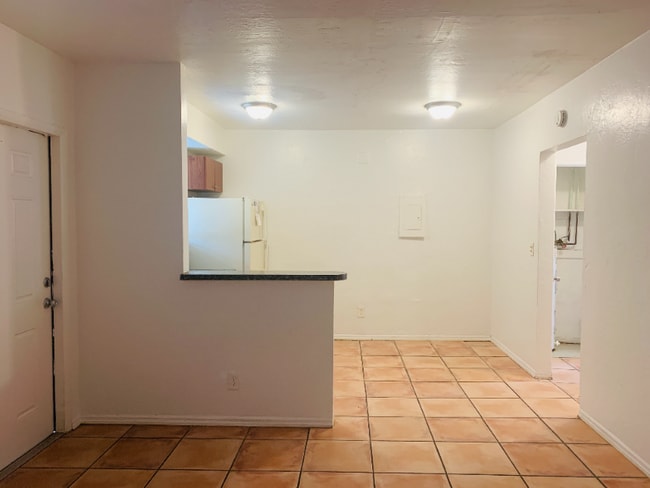 Photo - 661 NE 86th St Unidad 3