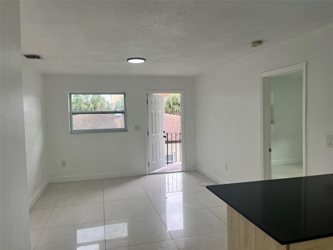 Photo - 1604 NW 24th Ct