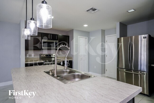 Photo - 2918 NW 5th Ave