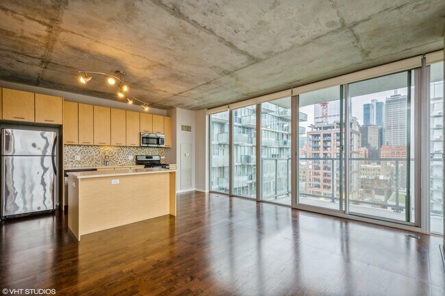 Photo - 659 W Randolph St Unit 1514