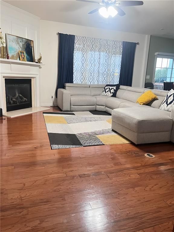 Photo - 160 Finchley Dr