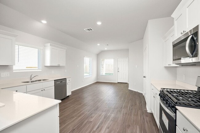 Photo - 3201 Yellow Rose Dr