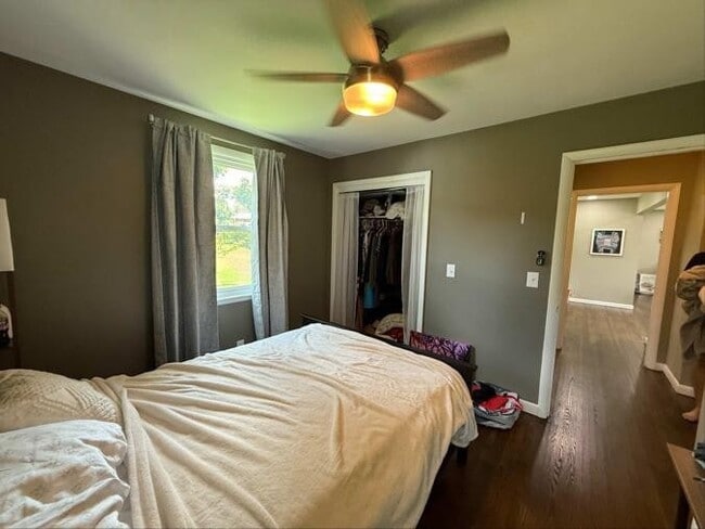 Photo - 6416 Henry Ford Dr