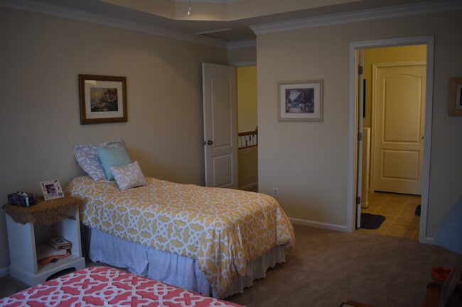 Photo - 1007 RIVERS ARCH