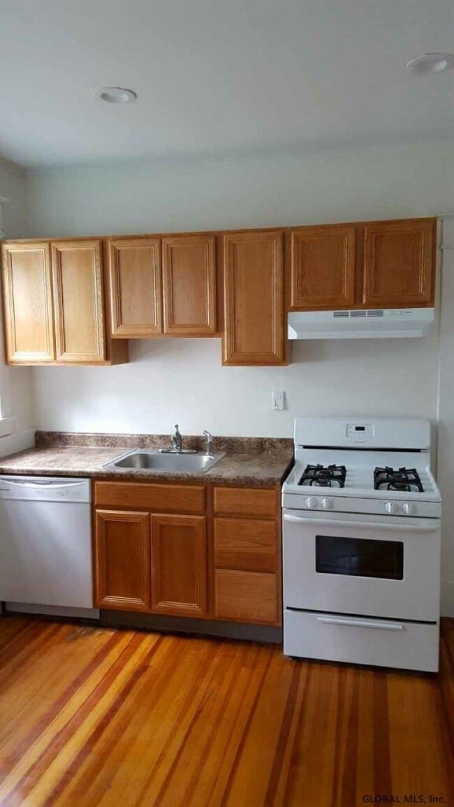 Photo - 807 Myrtle Ave