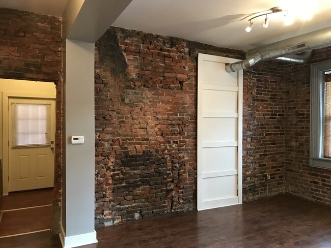 Photo - 44 S 13th St Unidad Apt. #1