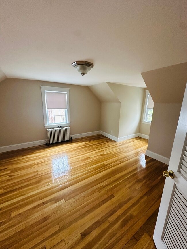 Photo - 369 Waverly Rd