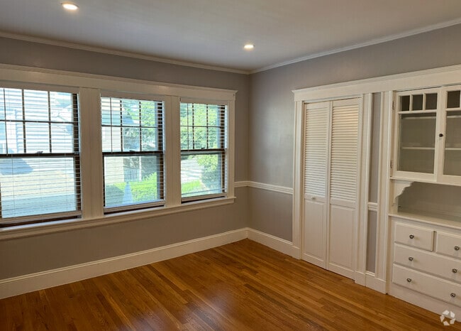 Building Photo - 47 Alicia Rd Unit 2 Rental