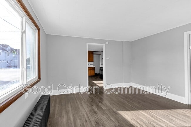 Photo - 765 Oliver St Unit 2